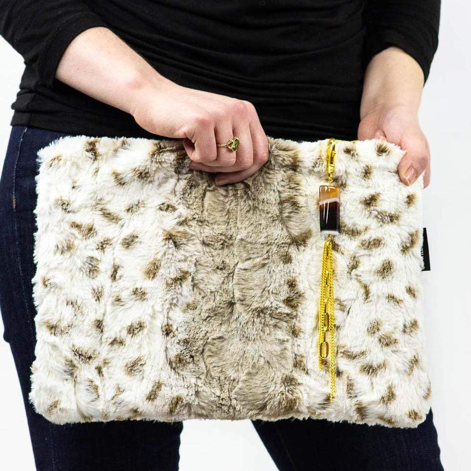 Faux Fur Textured Clutch | Faux fur purse, Faux fur handbag, Fur clutch bag